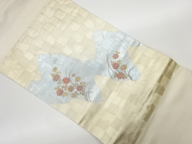 リサイクル　箔置草花模様名古屋帯